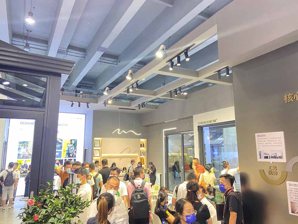 share16.jpg 门窗十大品牌 同频共振 聚享将来 正金门窗重磅闪烁广州建博会