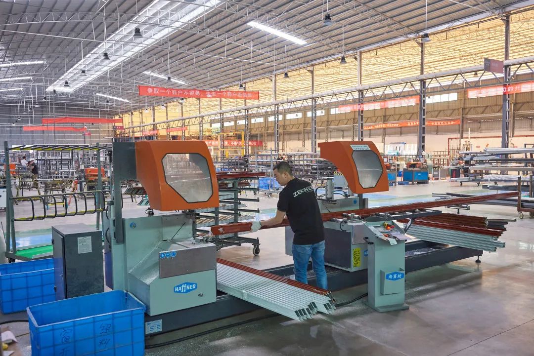 151631687909660149.jpg 3.jpg