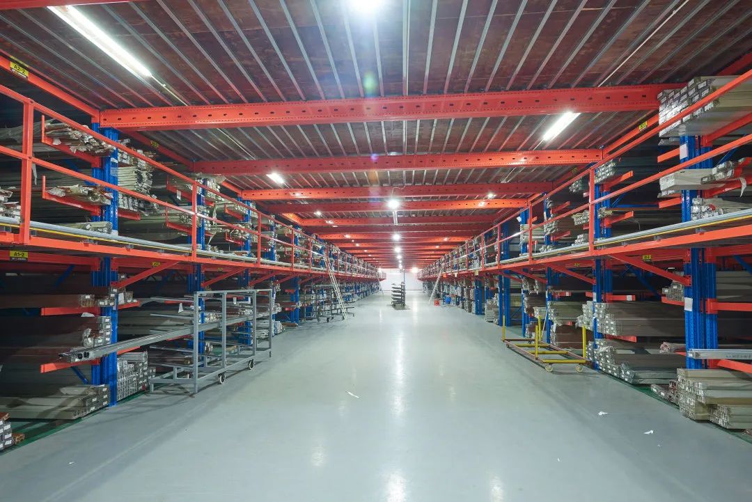 151631687922270149.jpg 4.jpg