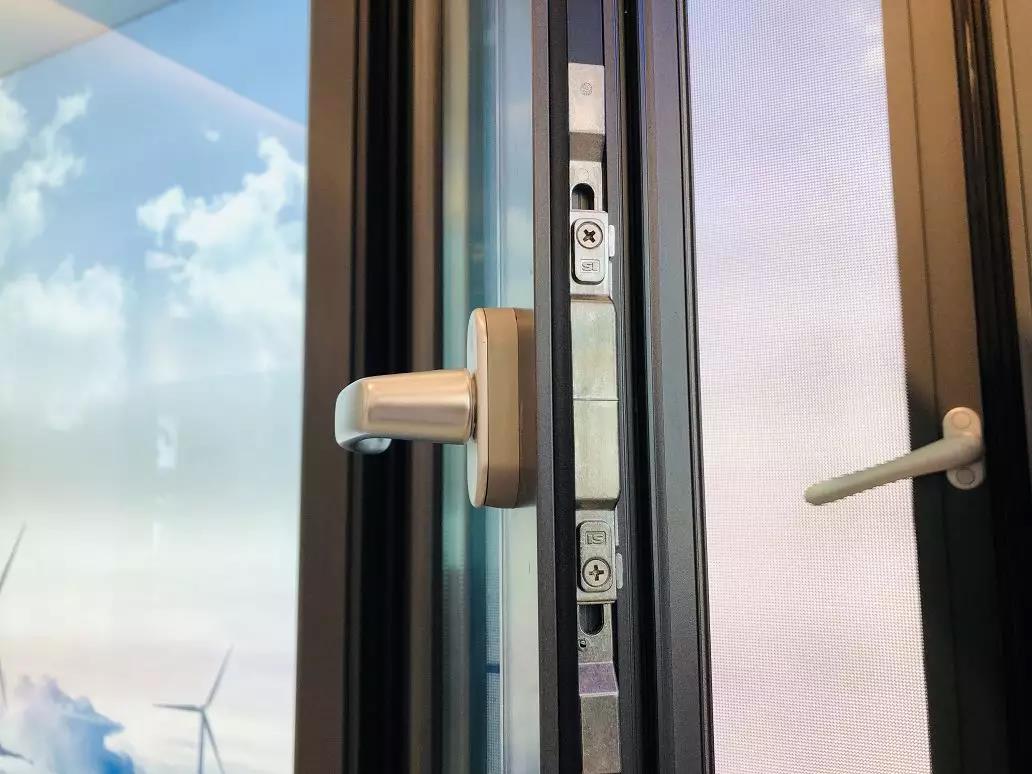 【产物测评】内地防台风神器——正金120固特-注胶断桥平开窗系列